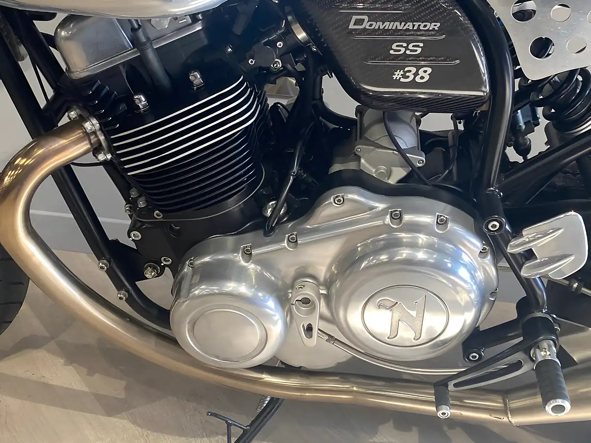 Used 2015 Norton Dominator Ss - Interior and Exterior details 9