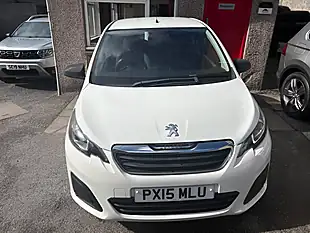 Used 2015 Peugeot 108 Access White - Interior and Exterior details 8