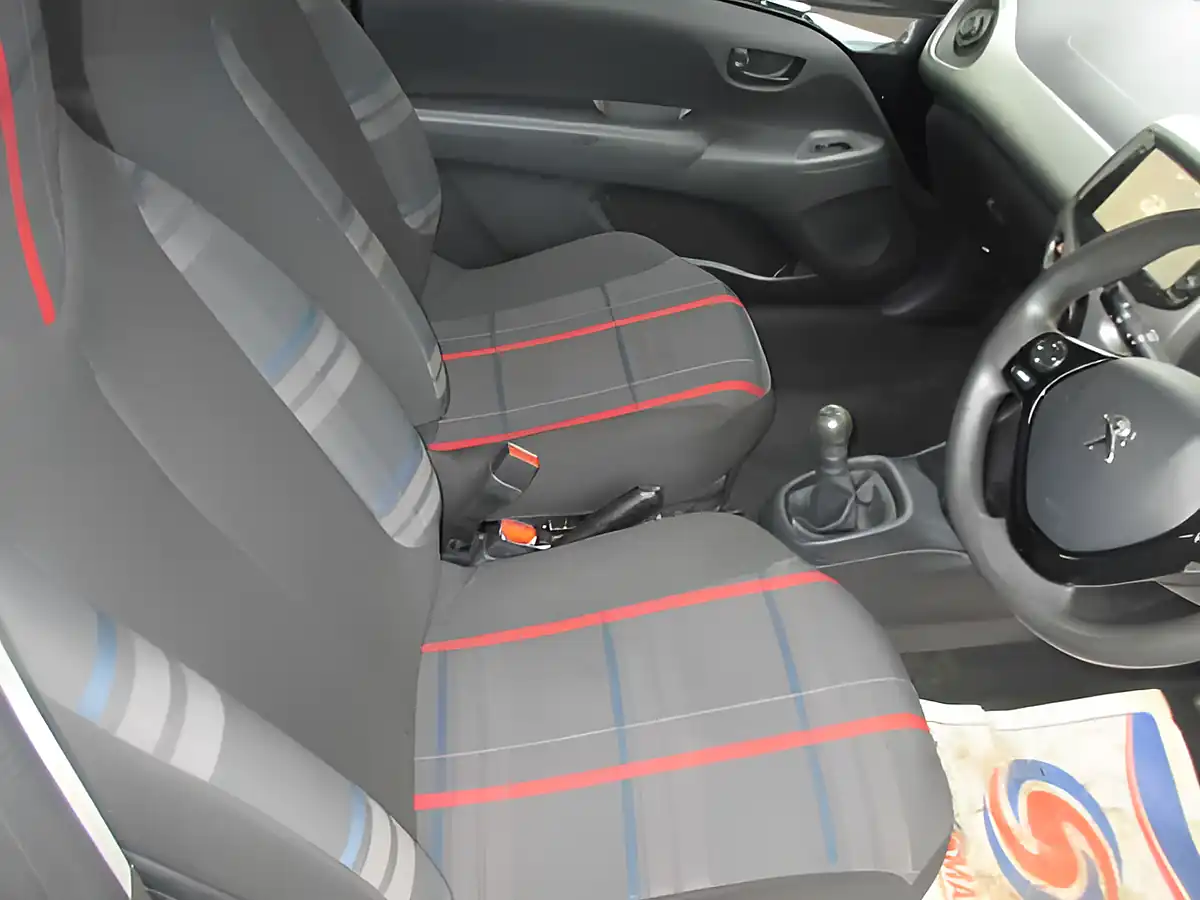Used 2015 Peugeot 108 Active Black - Interior and Exterior details 7