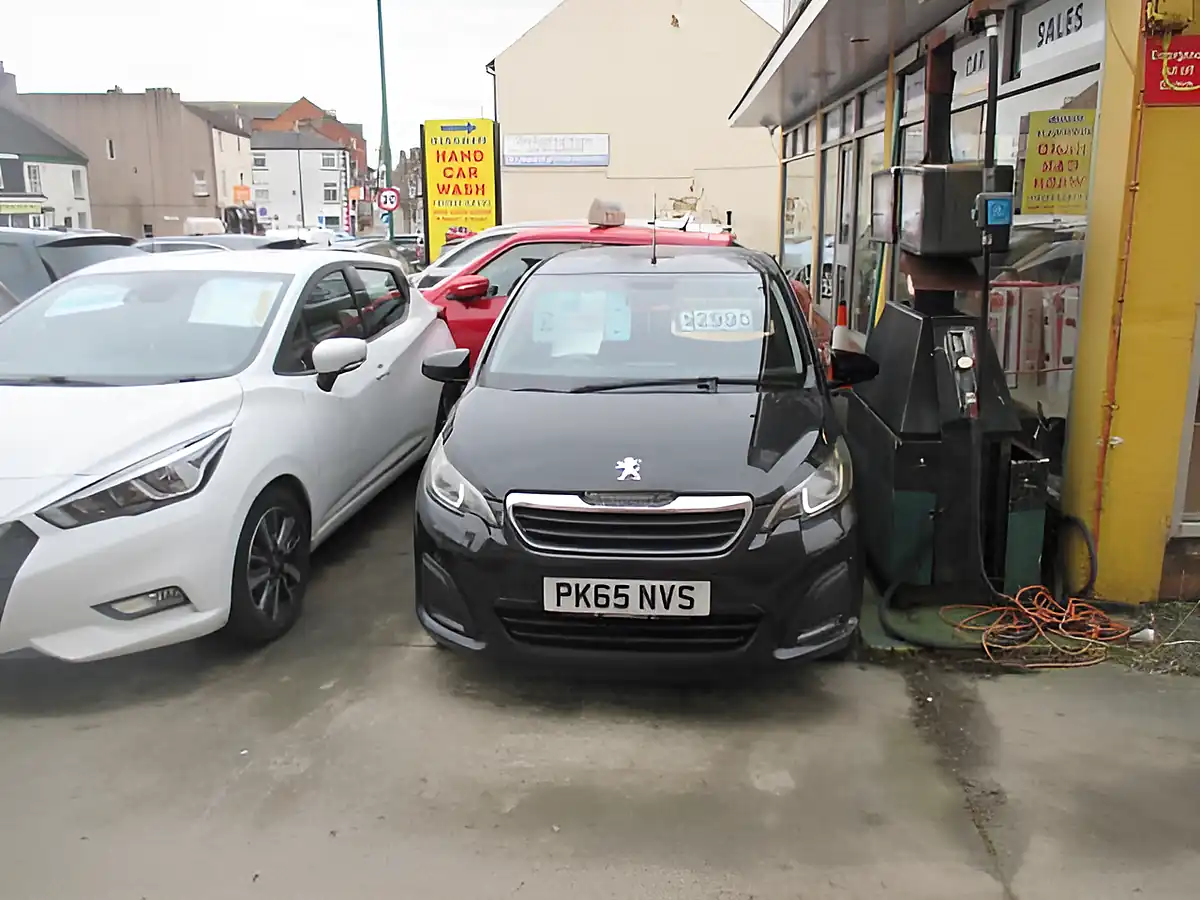 Used 2015 Peugeot 108 Active Black - Front View