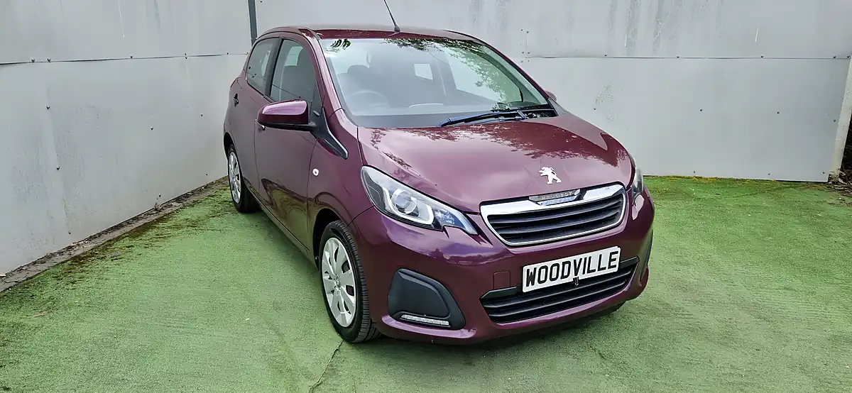 Used 2015 Peugeot 108 Active Purple - Interior and Exterior details 3