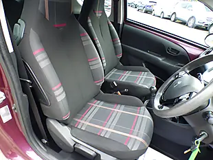 Used 2015 Peugeot 108 Active Purple - Interior and Exterior details 12