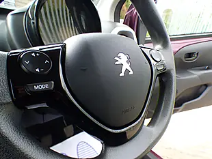 Used 2015 Peugeot 108 Active Purple - Interior and Exterior details 6