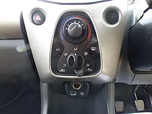 Used 2015 Peugeot 108 Active Purple - Interior and Exterior details 8