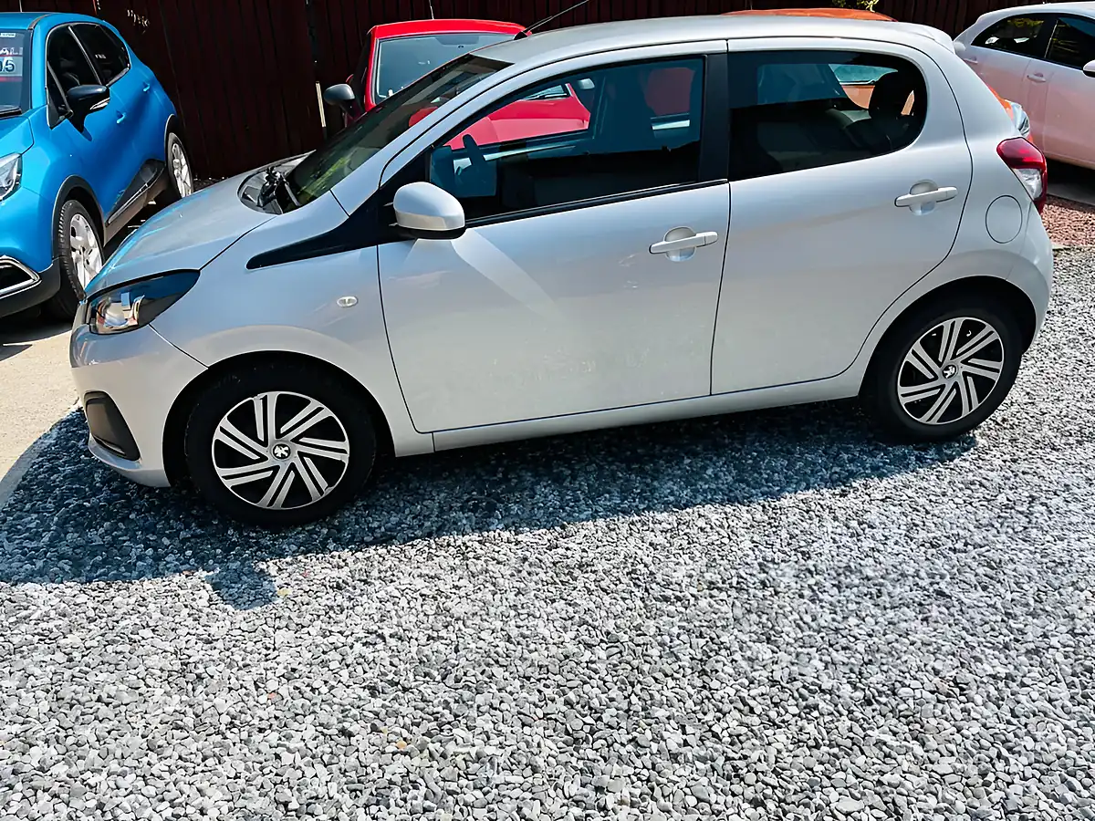 Used 2015 Peugeot 108 Active Silver - Interior and Exterior details 11