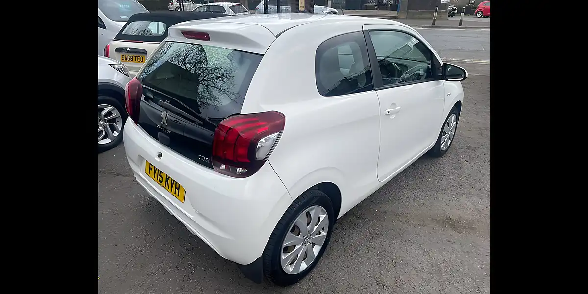 Used 2015 Peugeot 108 Active White - Interior and Exterior details 4