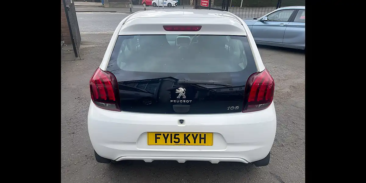 Used 2015 Peugeot 108 Active White - Interior and Exterior details 5