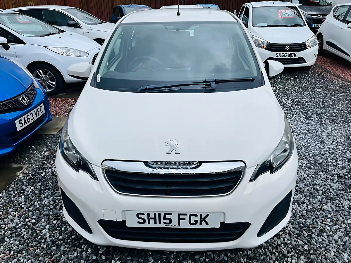 Used 2015 Peugeot 108 Active White - Interior and Exterior details 3