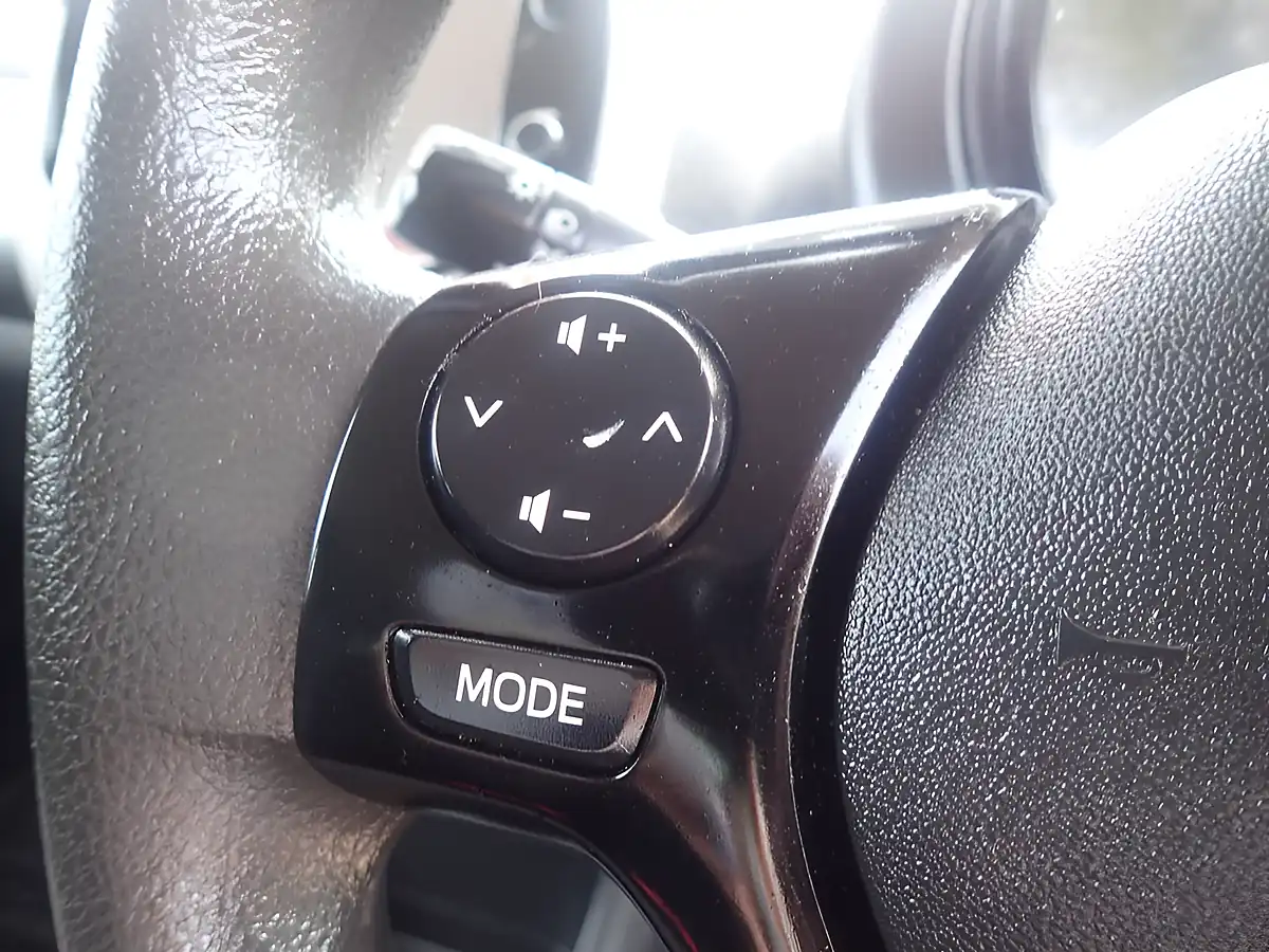 Used 2015 Peugeot 108 Active White - Interior and Exterior details 11