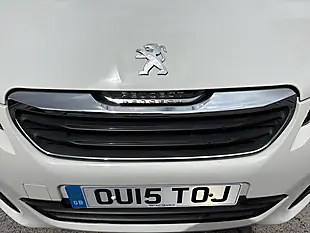 Used 2015 Peugeot 108 Active White - Interior and Exterior details 10