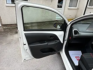 Used 2015 Peugeot 108 Active White - Interior and Exterior details 18