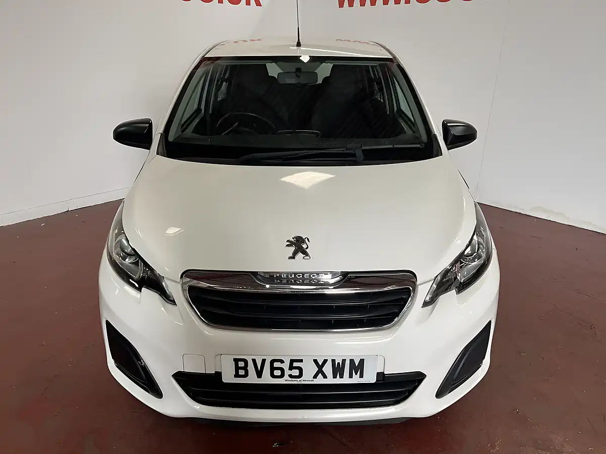 Used 2015 Peugeot 108 Active White - Interior and Exterior details 7