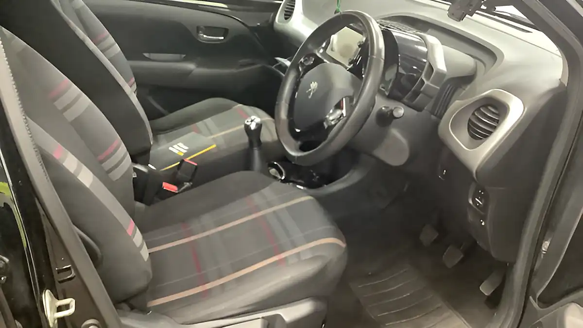 Used 2015 Peugeot 108 Allure Black Black - Interior and Exterior details 5