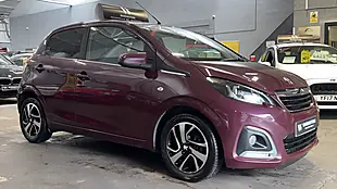 Used 2015 Peugeot 108 Allure Purple - Interior and Exterior details 4