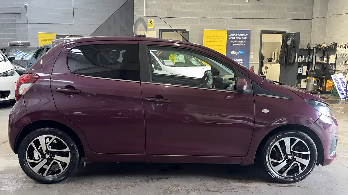 Used 2015 Peugeot 108 Allure Purple - Interior and Exterior details 8