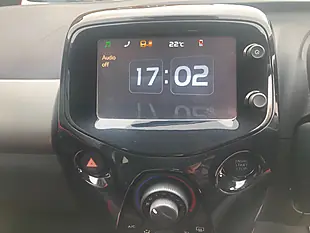 Used 2015 Peugeot 108 Allure Red - Interior and Exterior details 15