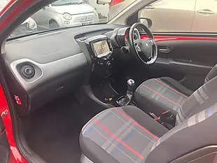 Used 2015 Peugeot 108 Allure Red - Interior and Exterior details 18
