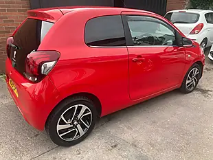 Used 2015 Peugeot 108 Allure Red - Interior and Exterior details 6