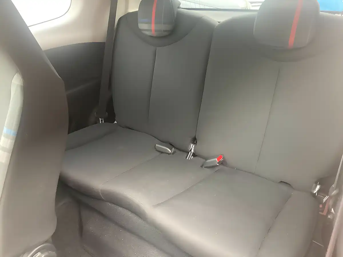 Used 2015 Peugeot 108 Allure Red - Interior and Exterior details 9