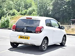 Used 2015 Peugeot 108 Allure White - Interior and Exterior details 7
