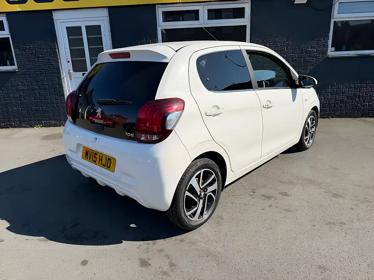 Used 2015 Peugeot 108 Allure White - Interior and Exterior details 15