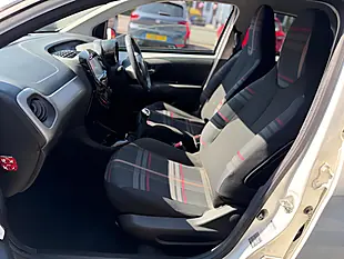 Used 2015 Peugeot 108 Allure White - Interior and Exterior details 17