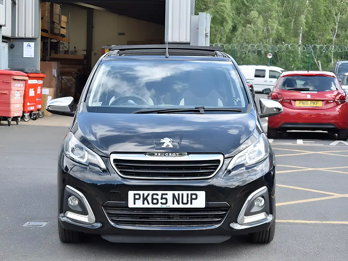 Used 2015 Peugeot 108 Roland Garros Top Black - Interior and Exterior details 2