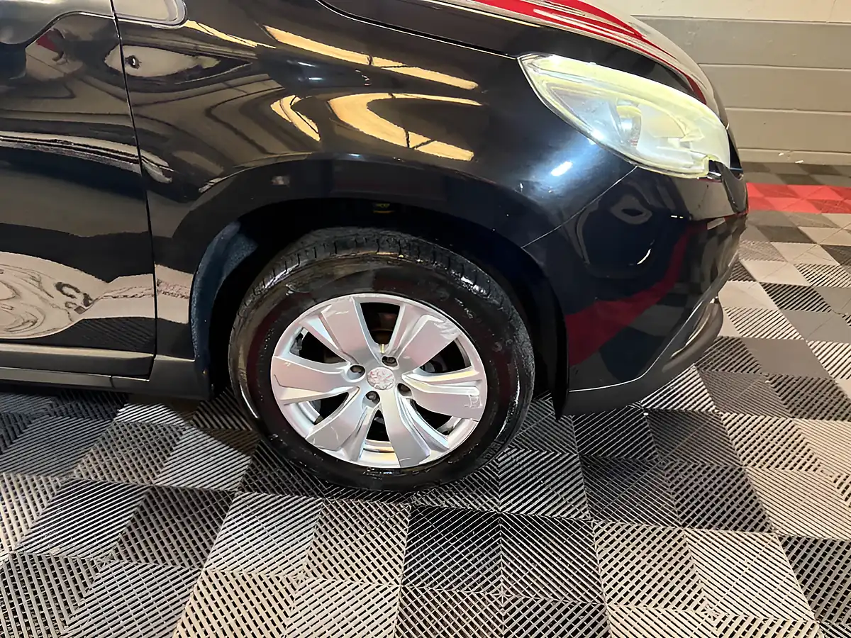 Used 2015 Peugeot 2008 Active Black - Interior and Exterior details 14