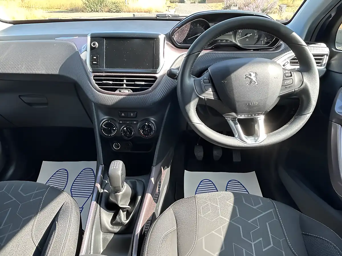 Used 2015 Peugeot 2008 Active Blue - Interior and Exterior details 14