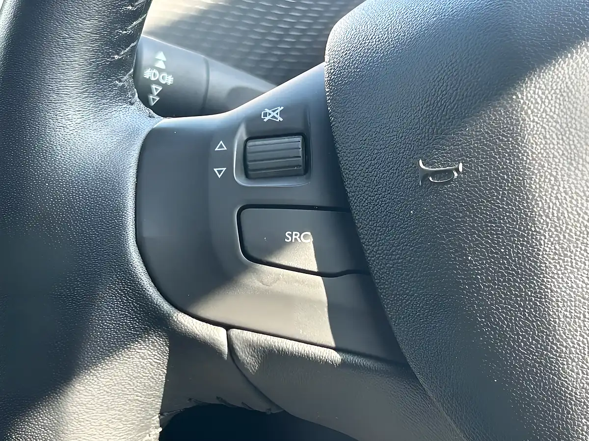 Used 2015 Peugeot 2008 Active Blue - Interior and Exterior details 15