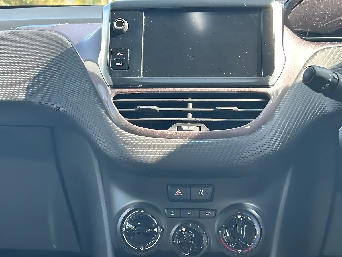 Used 2015 Peugeot 2008 Active Blue - Interior and Exterior details 16