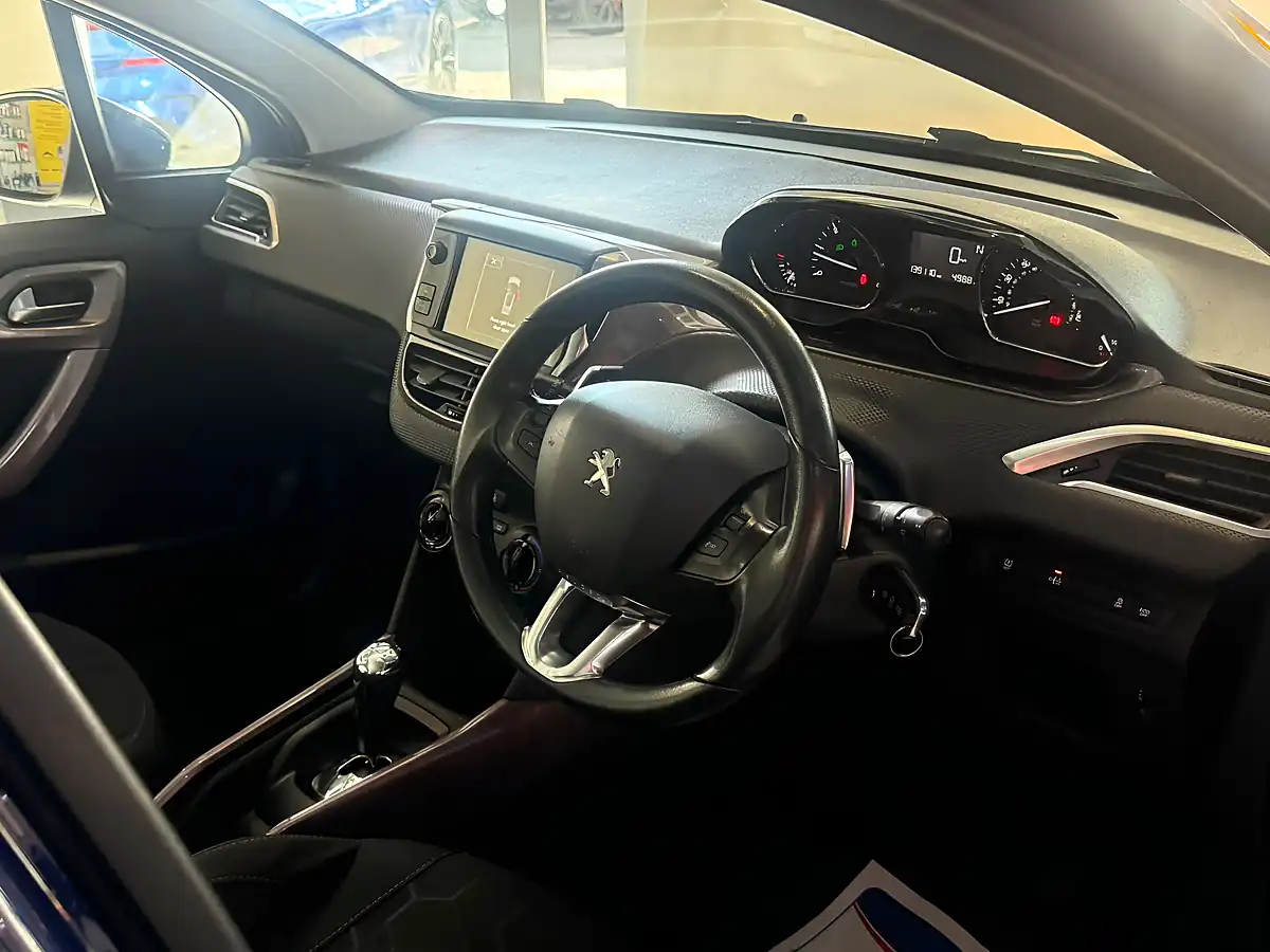 Used 2015 Peugeot 2008 Active Blue - Interior and Exterior details 15