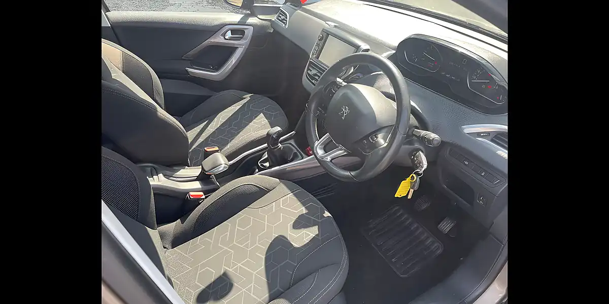 Used 2015 Peugeot 2008 Active Grey - Interior and Exterior details 12