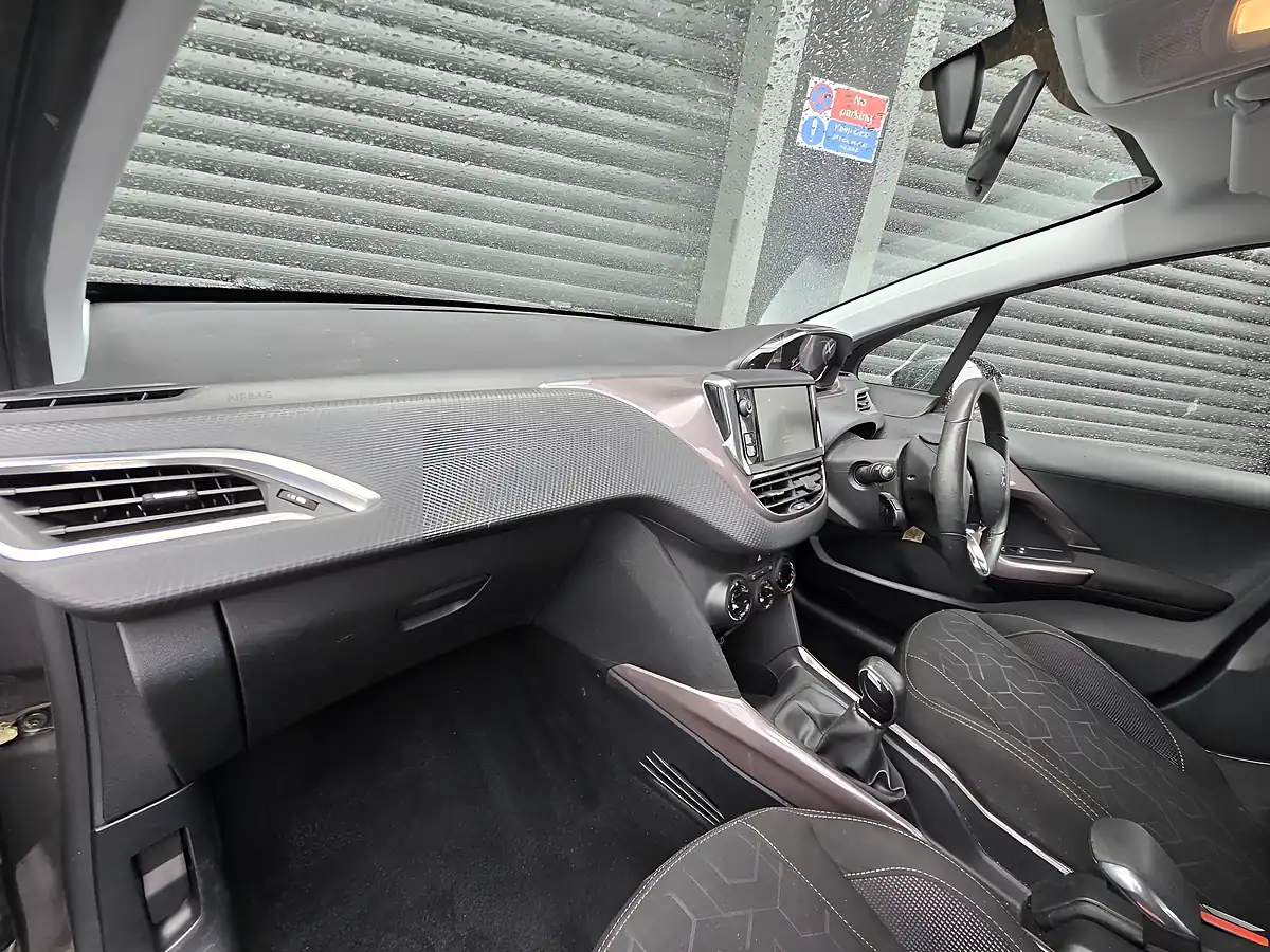 Used 2015 Peugeot 2008 Active Grey - Interior and Exterior details 10