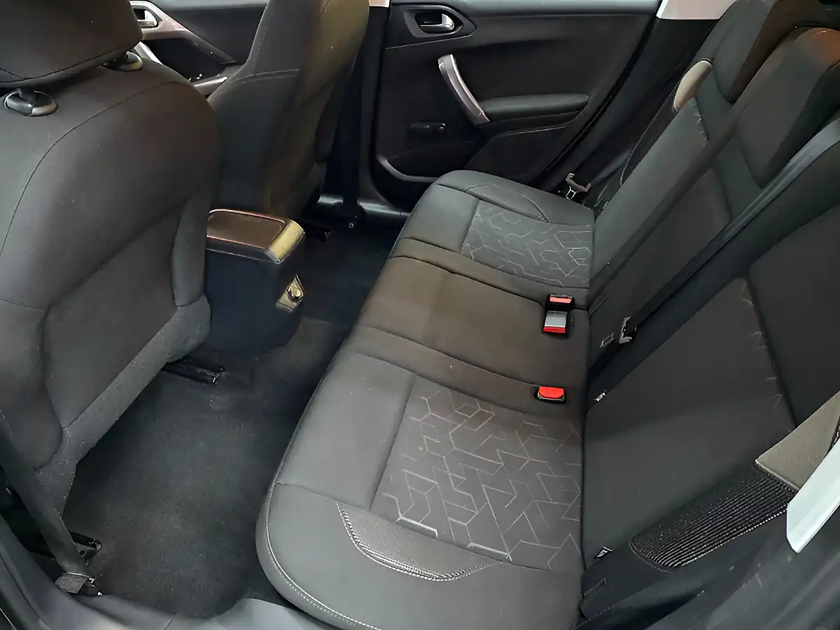 Used 2015 Peugeot 2008 Active Grey - Interior and Exterior details 15