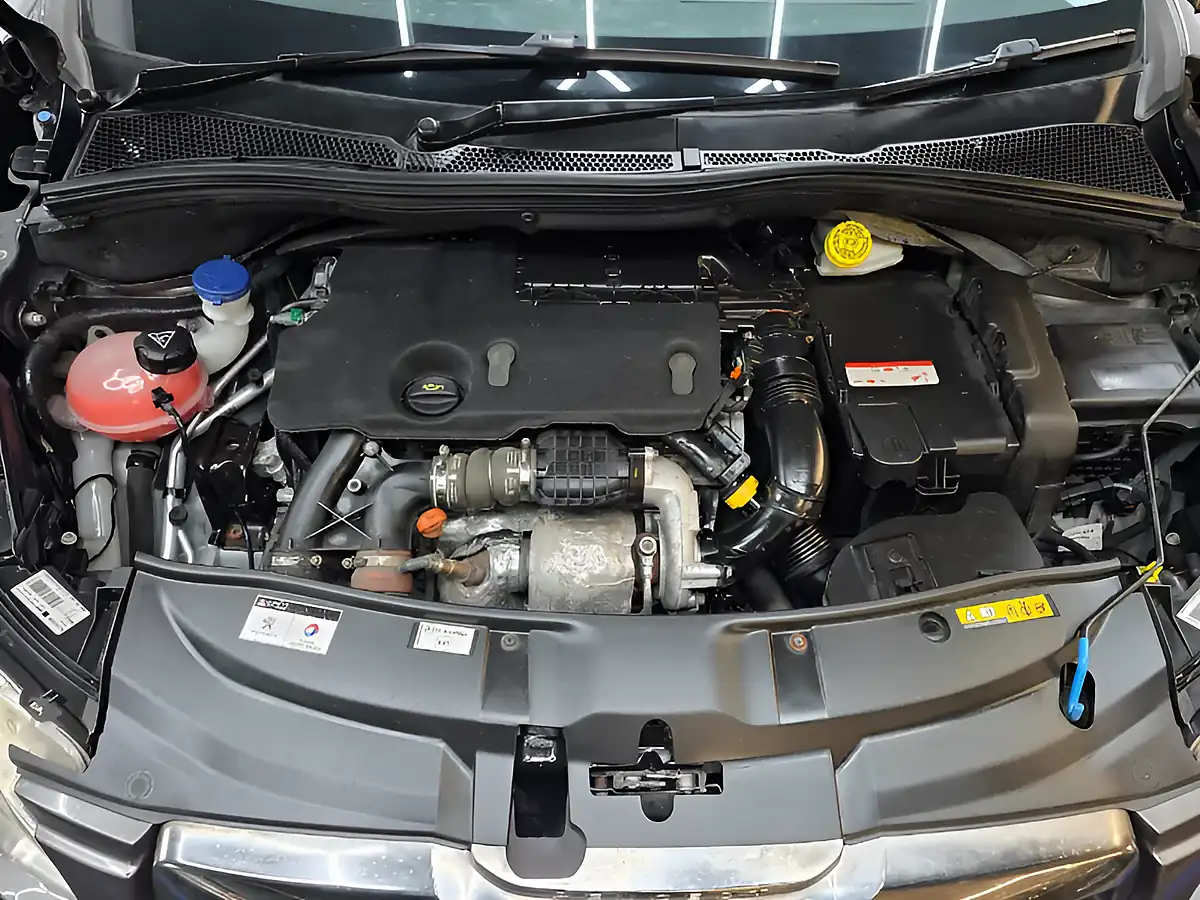 Used 2015 Peugeot 2008 Active Grey - Interior and Exterior details 20