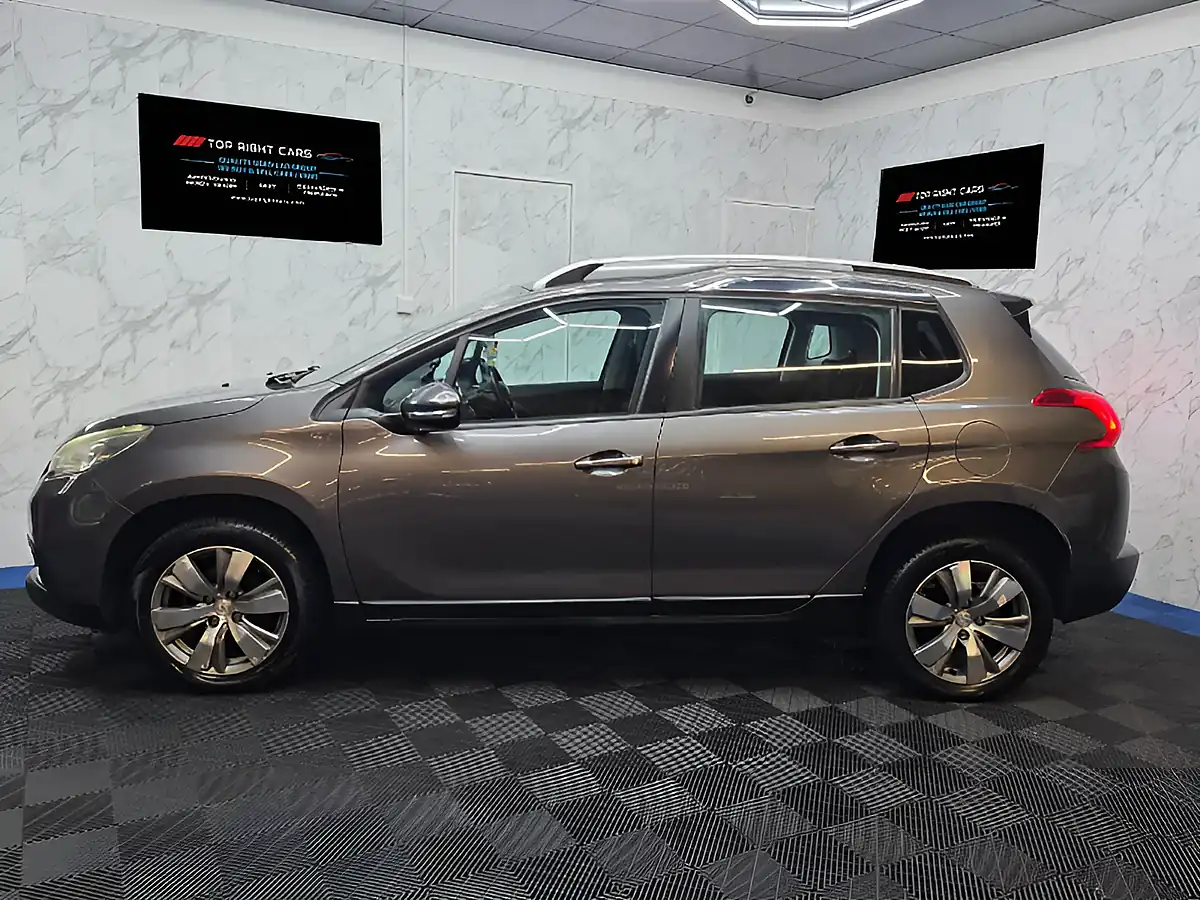 Used 2015 Peugeot 2008 Active Grey - Interior and Exterior details 8