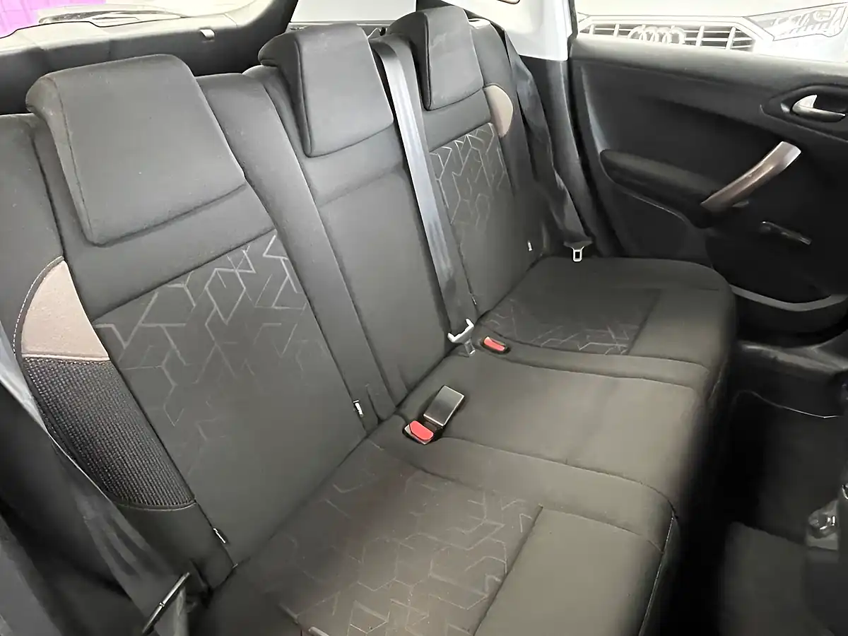Used 2015 Peugeot 2008 Active Nimbus Grey - Interior and Exterior details 16