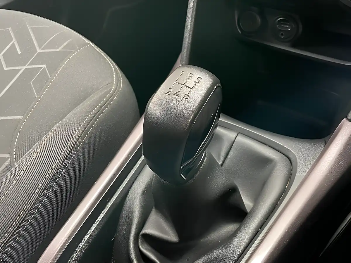 Used 2015 Peugeot 2008 Active Nimbus Grey - Interior and Exterior details 3