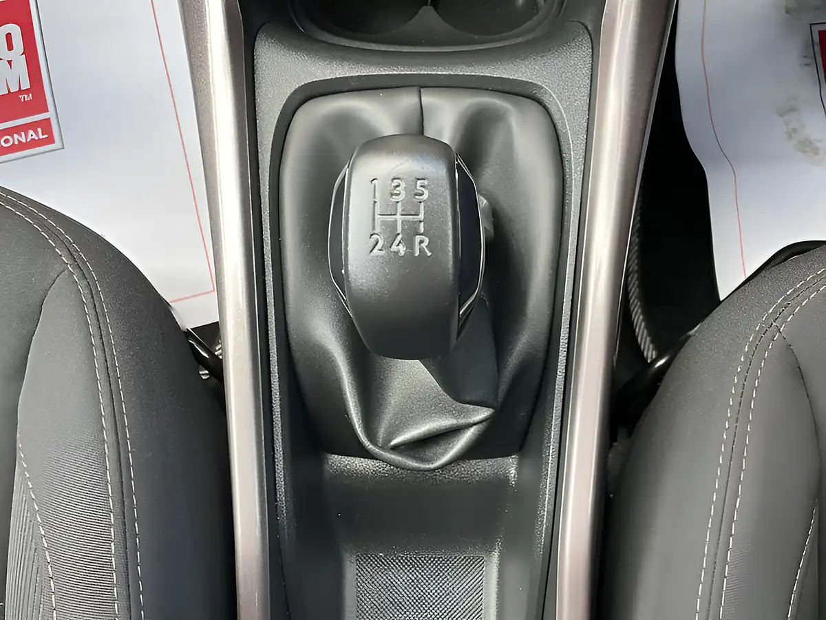 Used 2015 Peugeot 2008 Active Red - Interior and Exterior details 18