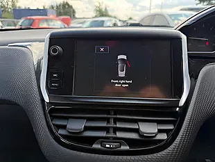 Used 2015 Peugeot 2008 Active White - Interior and Exterior details 16