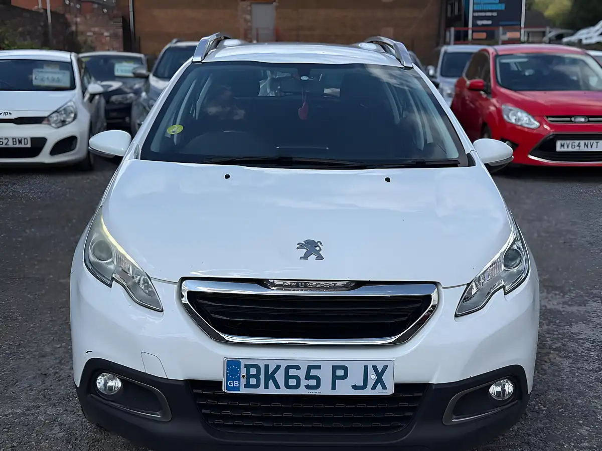 Used 2015 Peugeot 2008 Active White - Interior and Exterior details 2