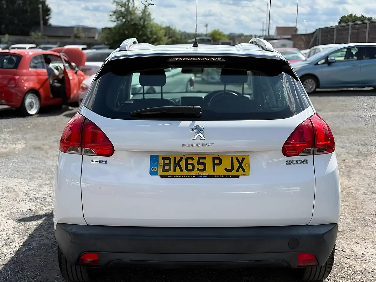 Used 2015 Peugeot 2008 Active White - Interior and Exterior details 6