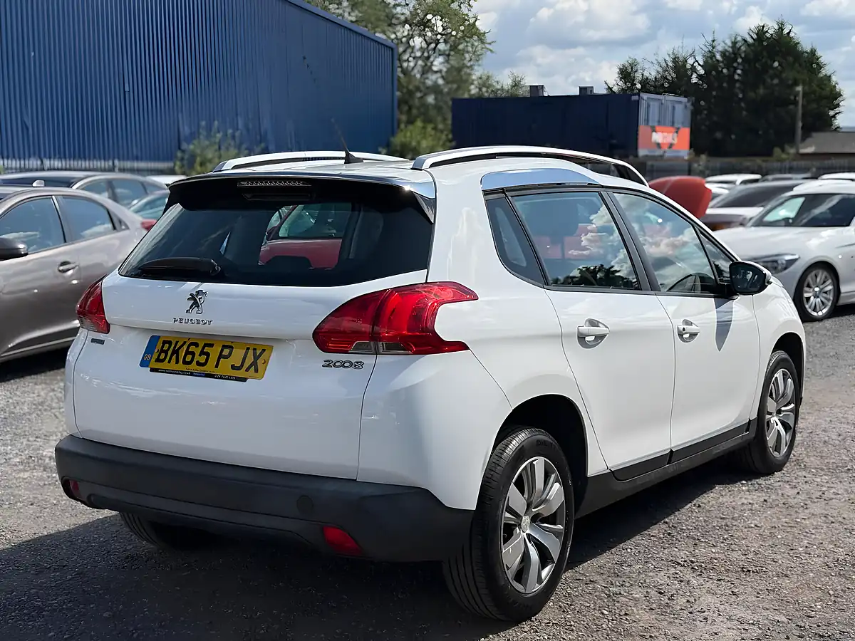 Used 2015 Peugeot 2008 Active White - Interior and Exterior details 8