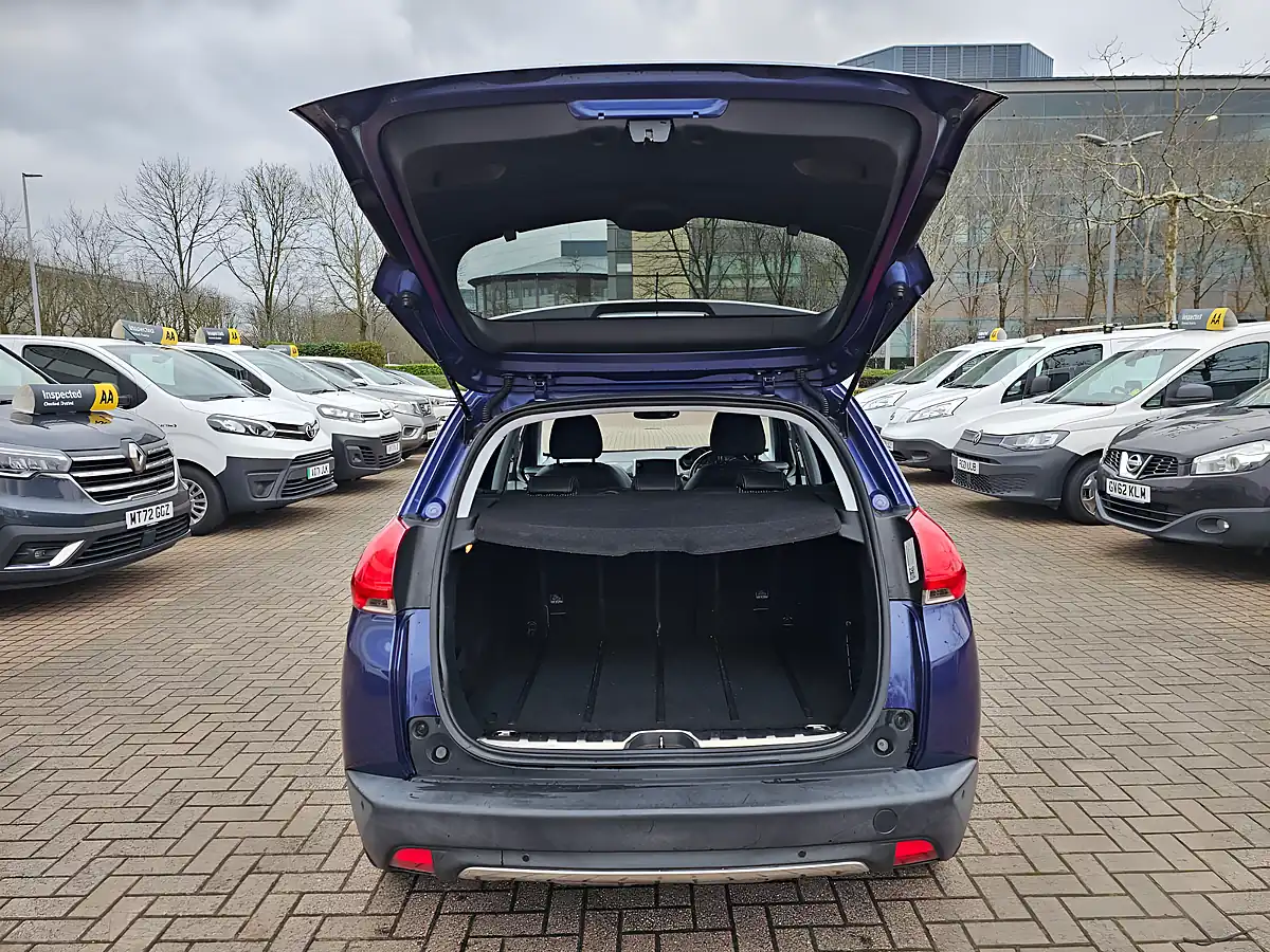 Used 2015 Peugeot 2008 Allure Blue - Interior and Exterior details 11