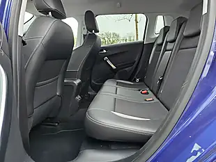 Used 2015 Peugeot 2008 Allure Blue - Interior and Exterior details 20