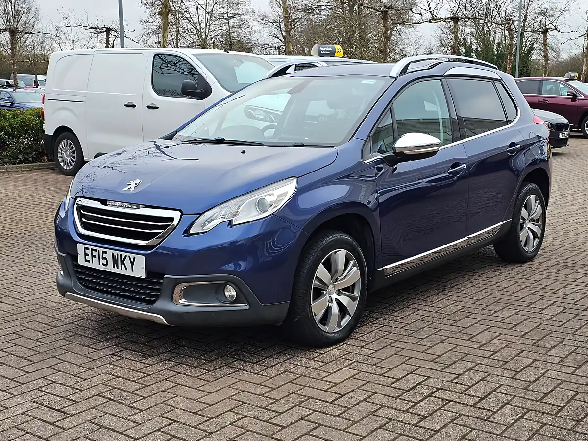 Used 2015 Peugeot 2008 Allure Blue - Interior and Exterior details 3