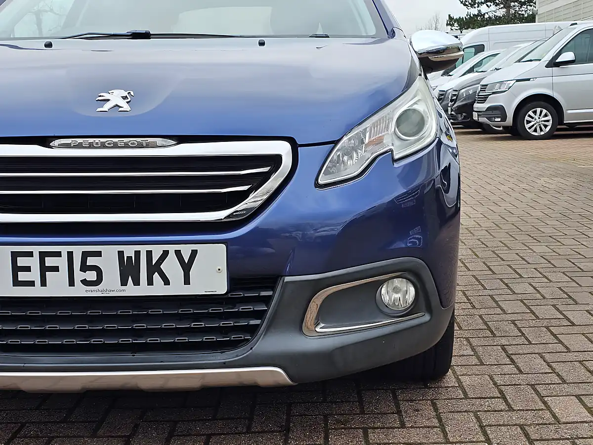 Used 2015 Peugeot 2008 Allure Blue - Interior and Exterior details 8
