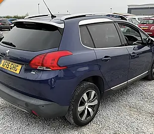 Used 2015 Peugeot 2008 Allure Blue - Interior and Exterior details 5