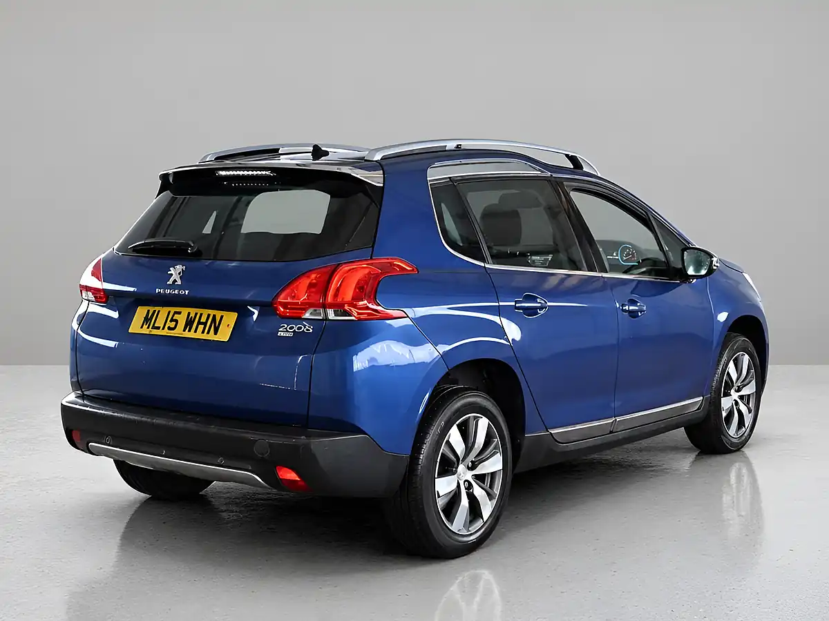 Used 2015 Peugeot 2008 Allure Blue - Interior and Exterior details 4